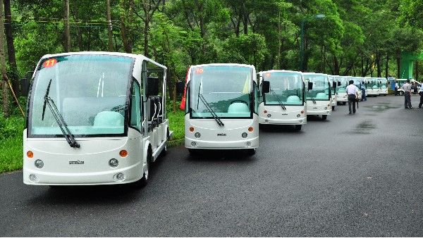 為什么旅游景區(qū)都選購電動觀光車呢？